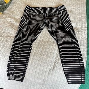Athleta Leggings Black and White Stripe Size XL